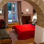 Augusta Apartment Rome